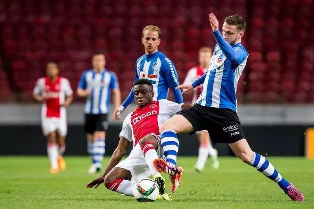 把两刀流迁 把两刀流迁